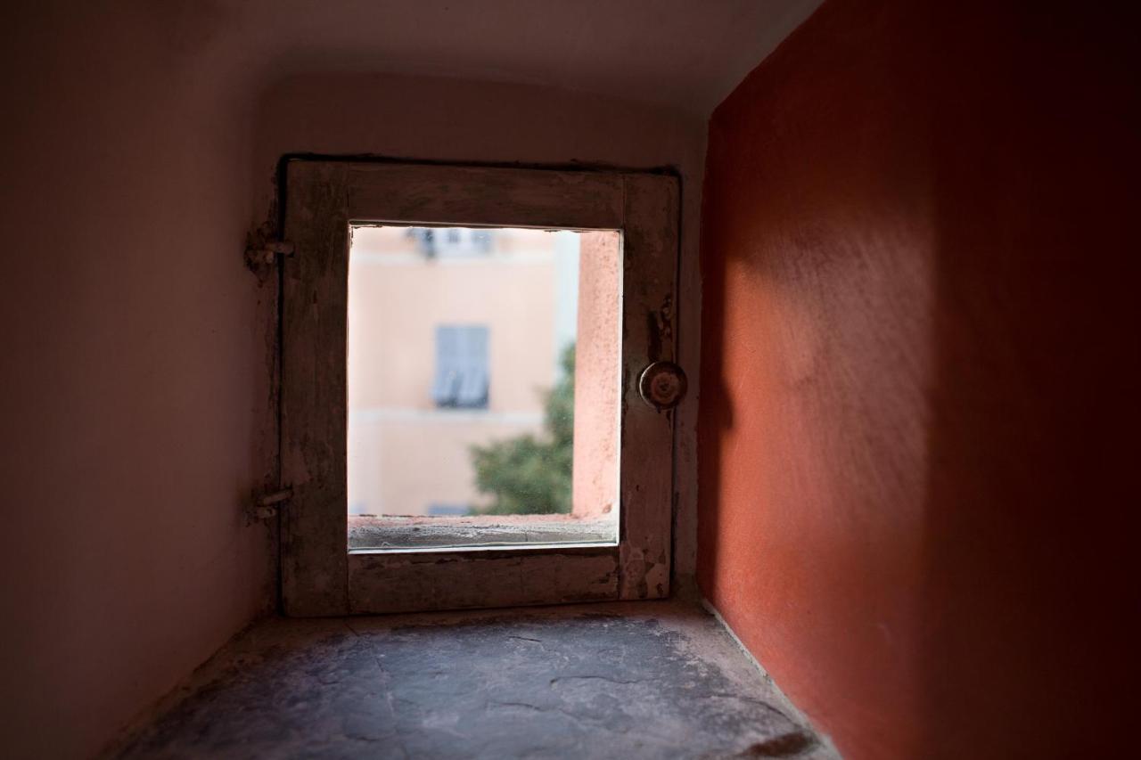 Piume Verdi Genova Esterno foto